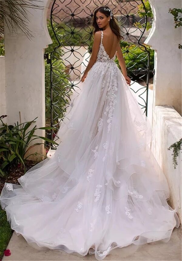 Slim And Deep V Suspender Light Wedding Dress - Image 3