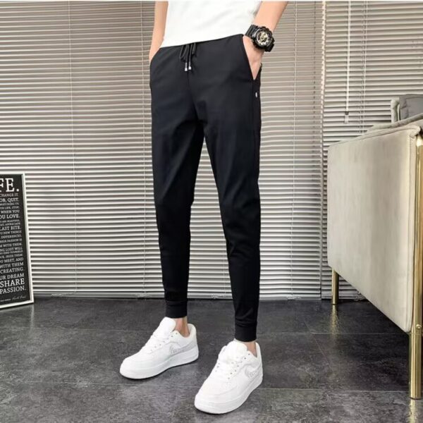 High Street Vintage Jeans - Image 3